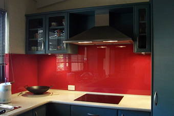 Love My Home: Red Kitchen Backsplash